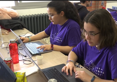 Quatre estudiants d'Informàtica han participat a la HackUPC