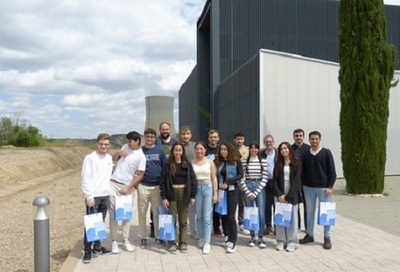 Visita de estudiantes de Ingeniería Eléctrica a la central nuclear de Ascó